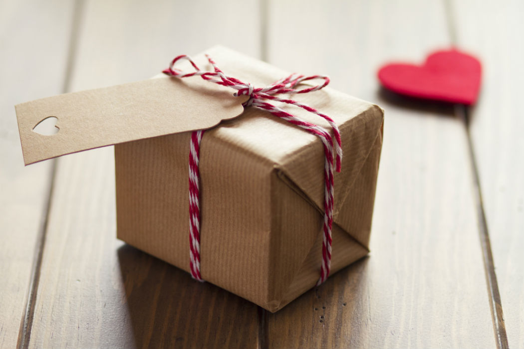 Nuez inercia contar hasta Encargado de envoltura de regalos – Capacítate para el Empleo